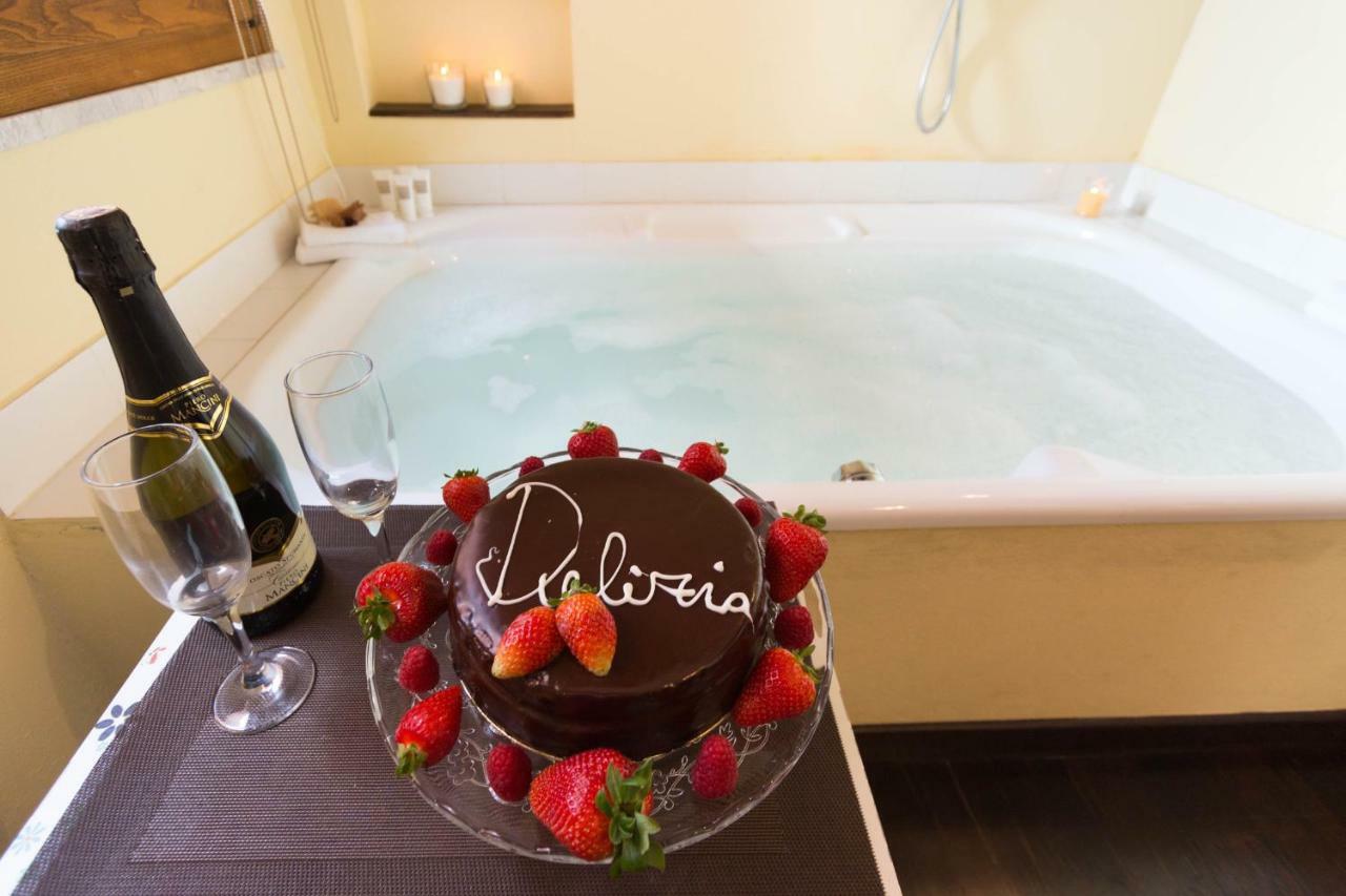 Romantic Suite Canelles กาญารี ภายนอก รูปภาพ